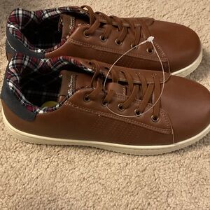 Ben Sherman Brown Dress Shoes with Plaid Lining